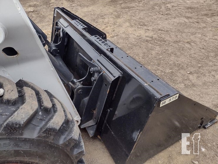 2016-bobcat-s570-image-22