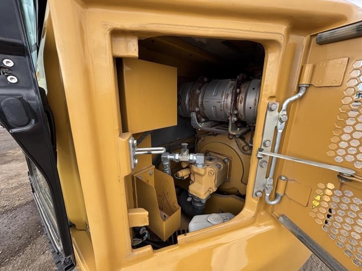 2020-caterpillar-308cr-image-41