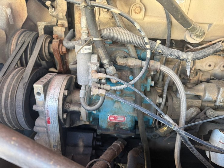 #1119-•-1990-international-navistar-paystar-5000-26'-flat-bed-truck-image-10