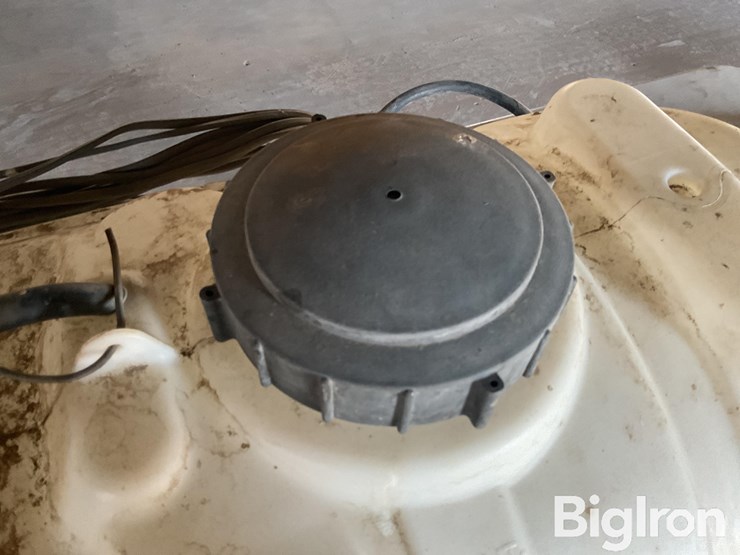 dobbins-atv-sprayer-image-12