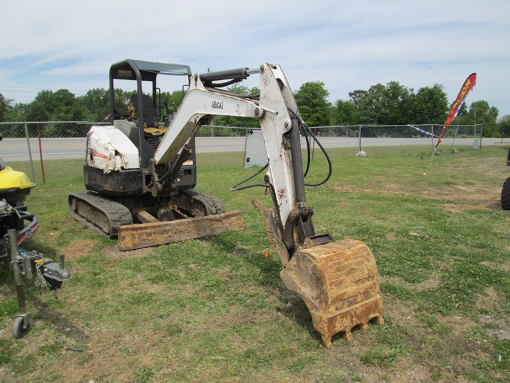 2016-bobcat-e35-image-2