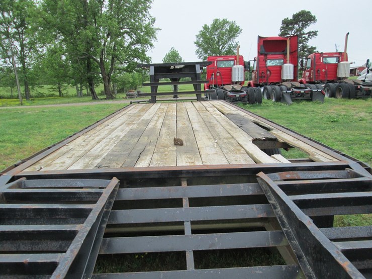 #46185-•-1997-pro-trak-20'-t/a-steel-gooseneck-equipment-trailer-1p9dg2528vc298151-image-11