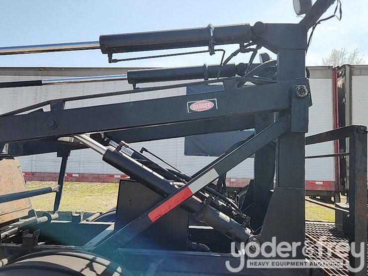 2002-international-4900-image-25