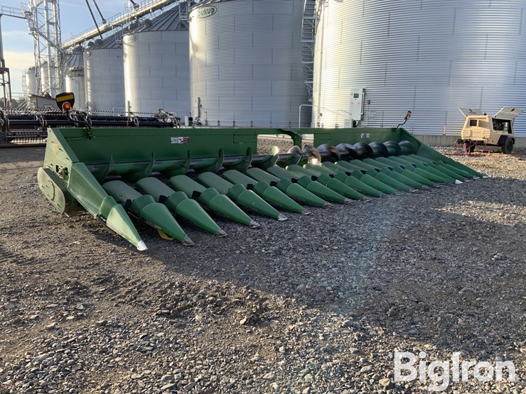 2017-john-deere-a-image-4