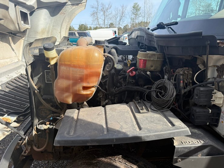 2011-international-terrastar-image-9