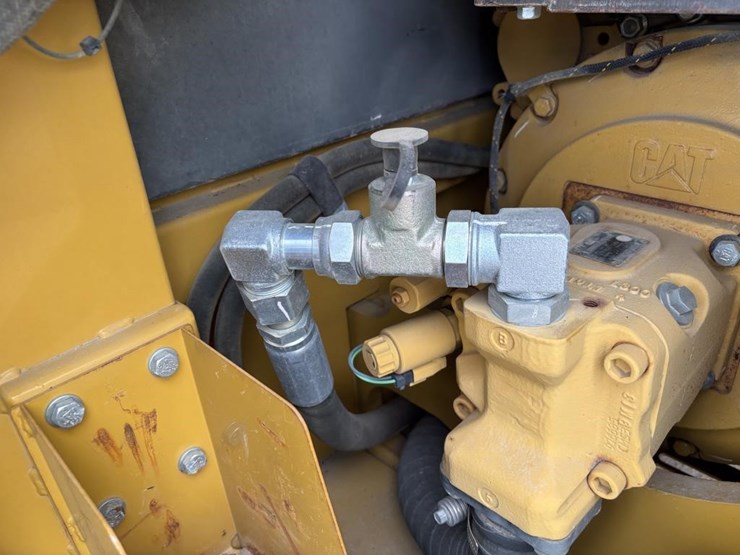 2020-caterpillar-308cr-image-43