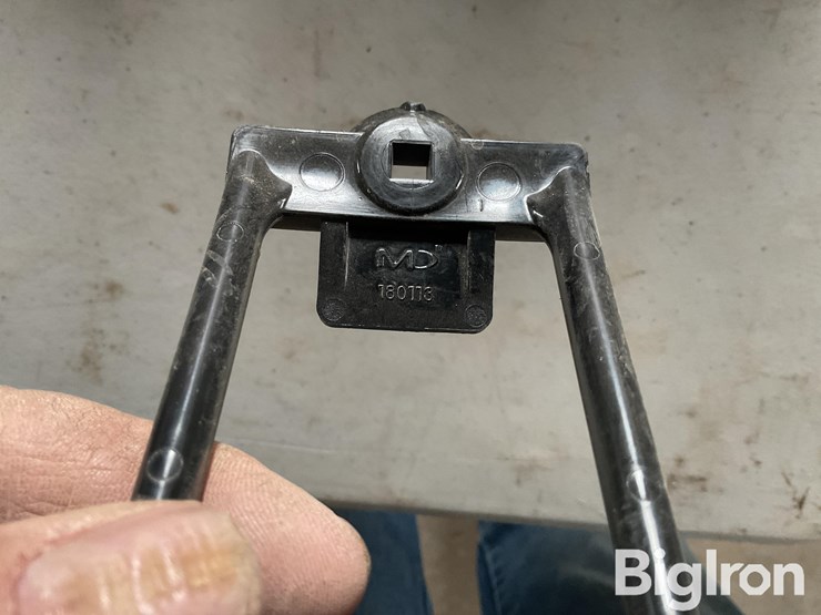 rake-up,-macdon-poly-pickup-header-teeth-image-12