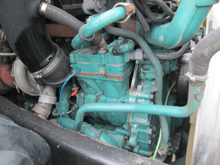 #46184-•-2008-volvo-t/a-sleeper-truck-tractor-4v4nc9gh08n482694-image-25