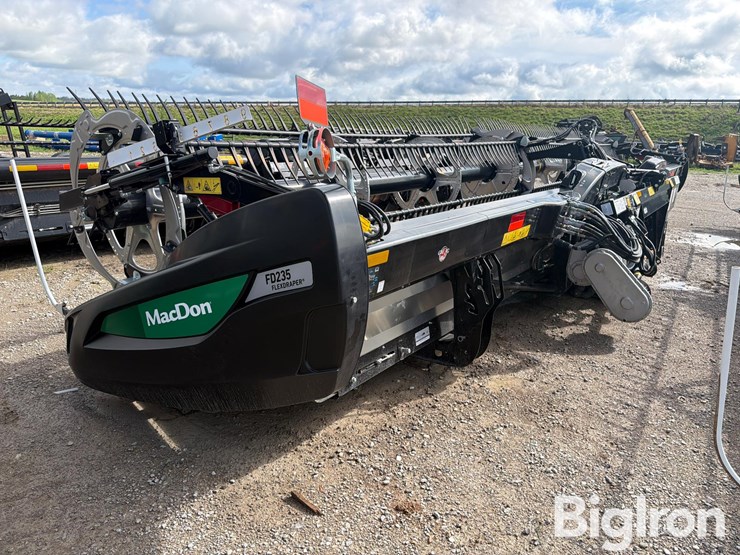 2023-mac-don-fd235-image-7