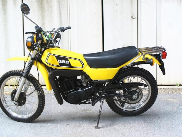 1978-yamaha-dt400-motorcycle-image-4