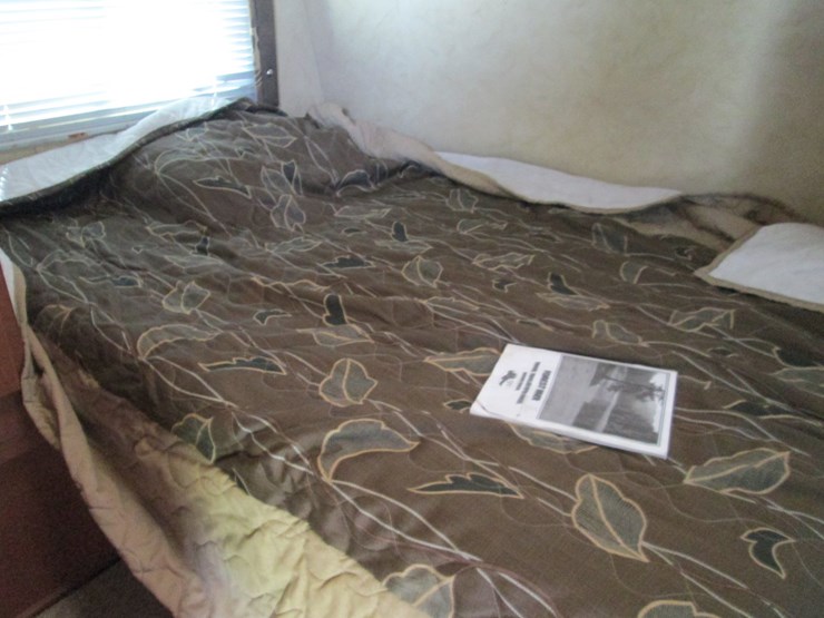 #36745-•-2011-forrest-river-stealth-24'-t/a-travel-trailer-4x4tsfw22bc009247-image-17