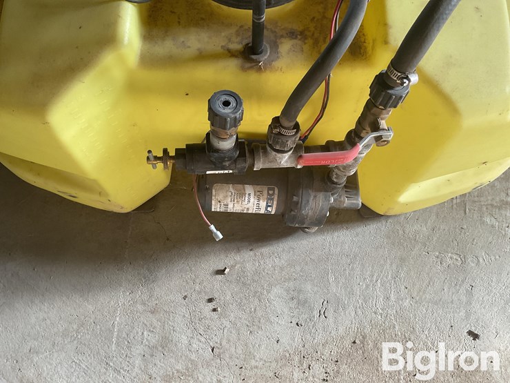 bomgaars-spot-sprayer-image-12