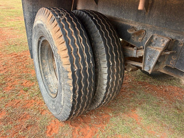 1976-chevrolet-c60-image-11