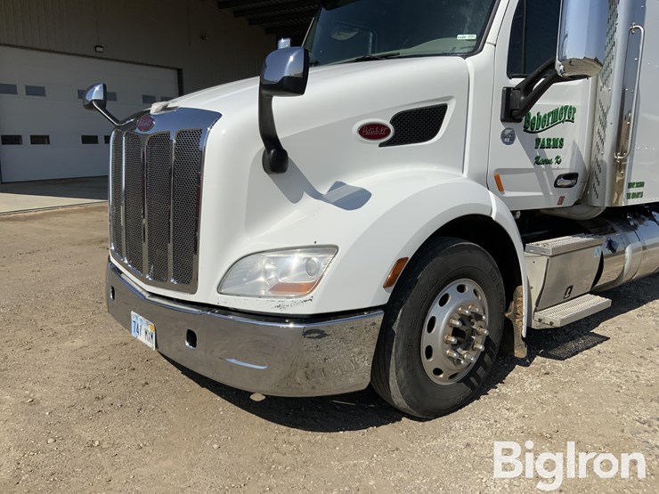 2016-peterbilt-579-image-13