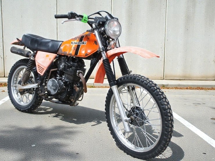 kawasaki-kl250-motorcycle-image-2