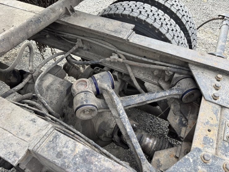 2019-kenworth-t880-image-23