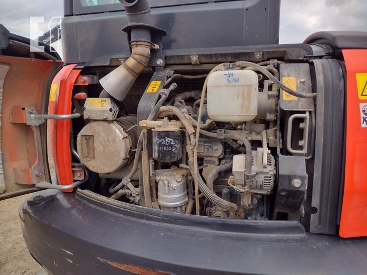 2020-kubota-kx040-4-image-32