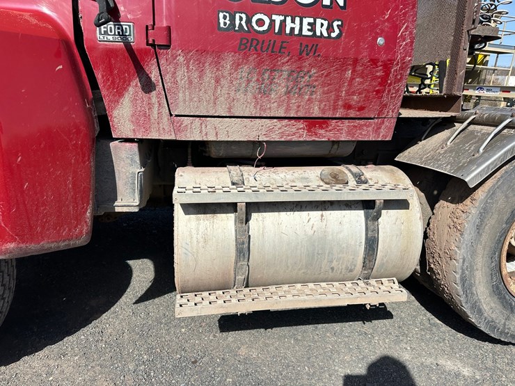 1984-ford-tractor-image-11