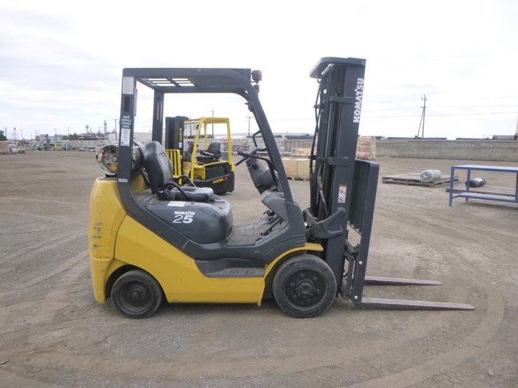 komatsu-fg25st-16-image-7