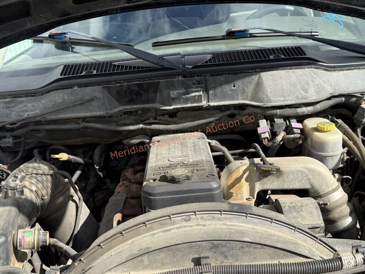 2004-dodge-ram-3500-image-13