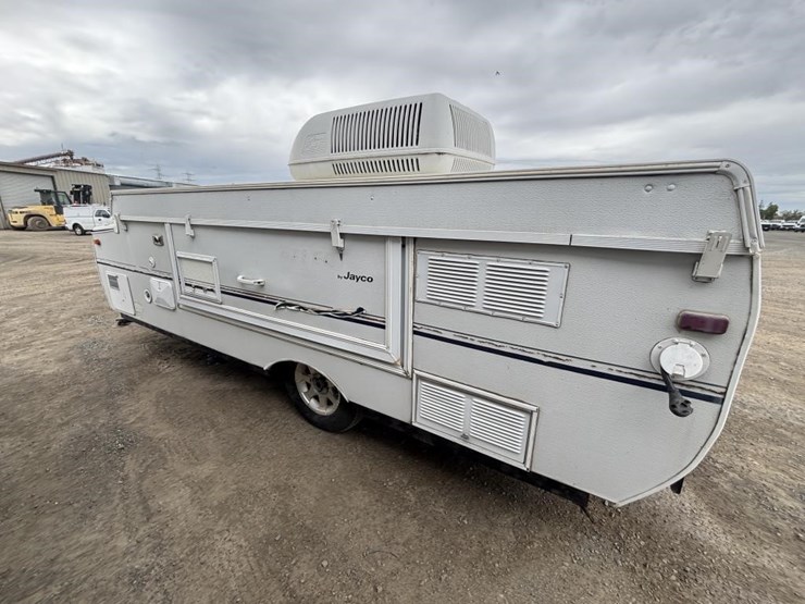 2007-jayco-s/a-popup-trailer-image-15