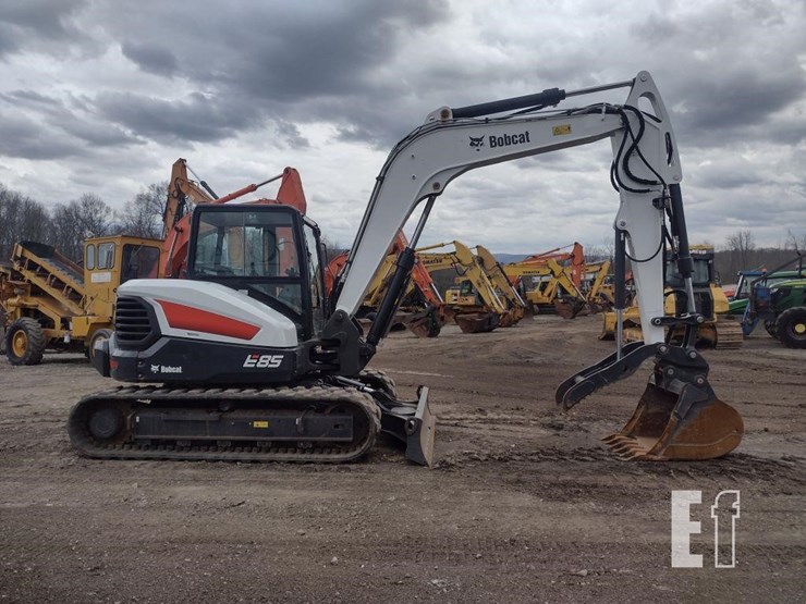 2020-bobcat-e85-image-3