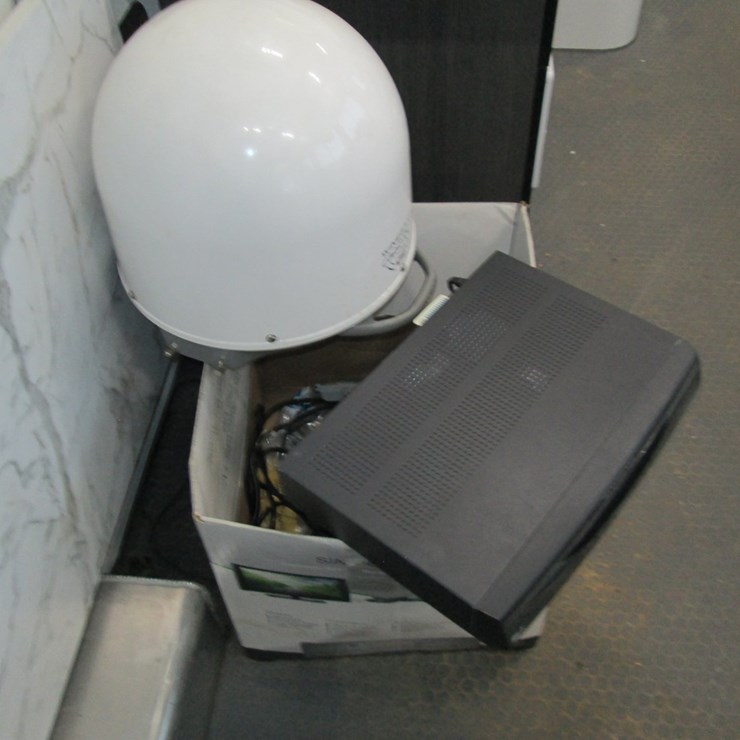 #36730 • Winegard G2+ Portable Satellite TV Antenna