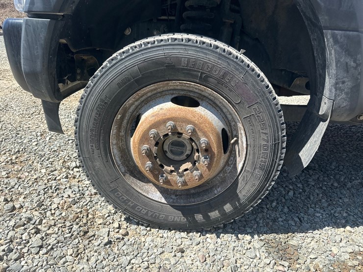 2019-ford-f550-image-57