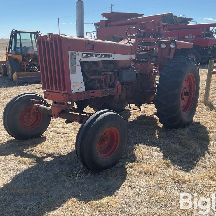 1966 INTERNATIONAL 806