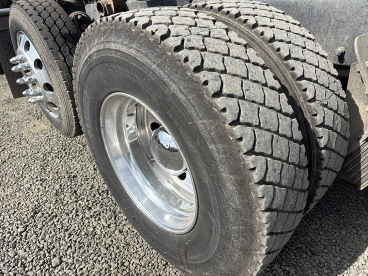 2006-kenworth-t880-image-15