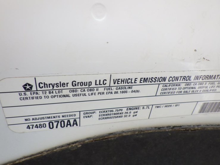 2014-dodge-1500-image-12