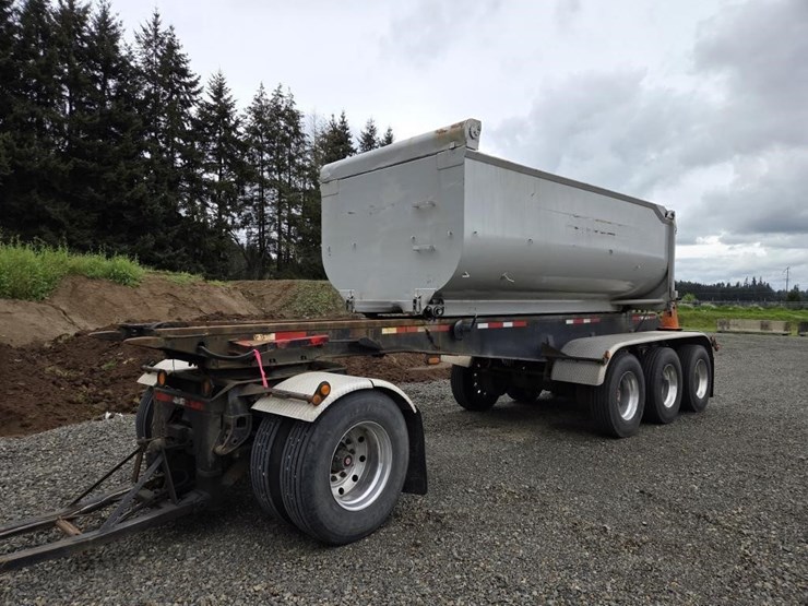 1999-kenworth-t800-image-11