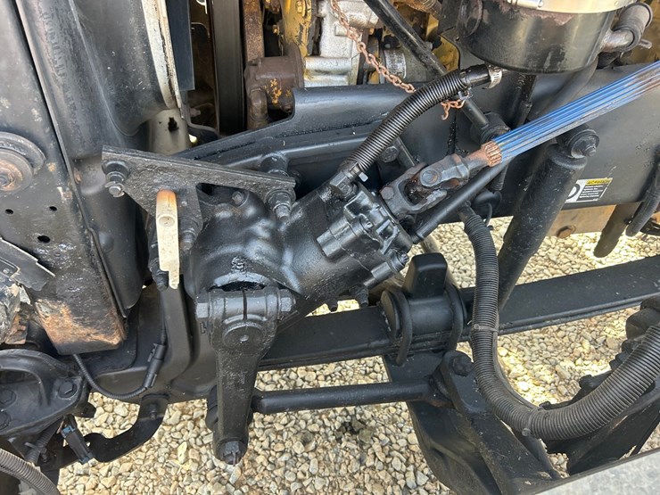 peterbilt-388-image-38