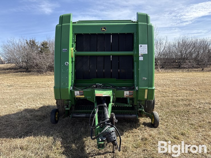 2016-john-deere-569-premium-image-2