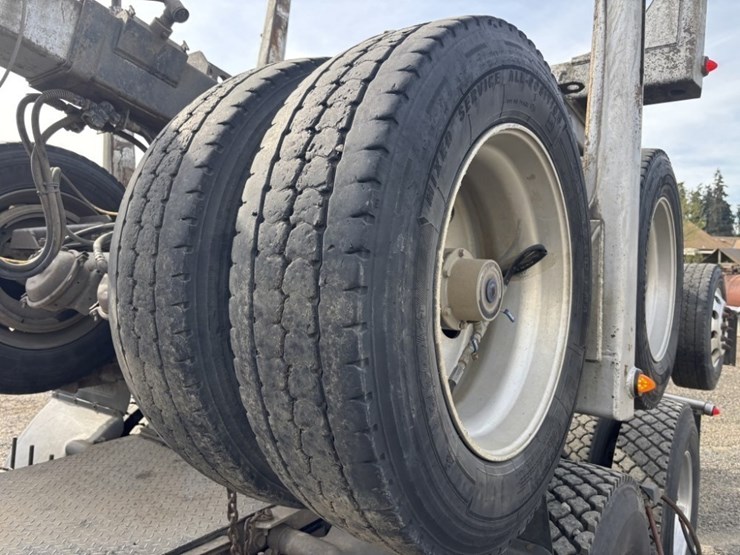 2019-kenworth-t880-image-46