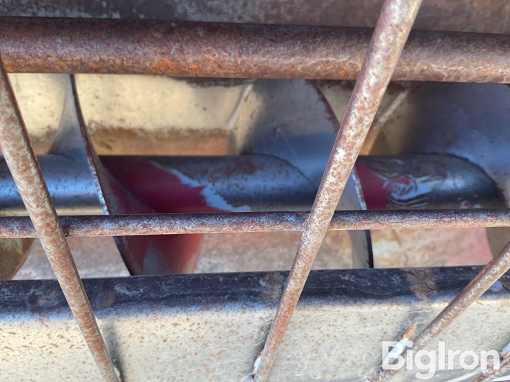 feterl-12”-diameter-auger-w/swing-away-image-19