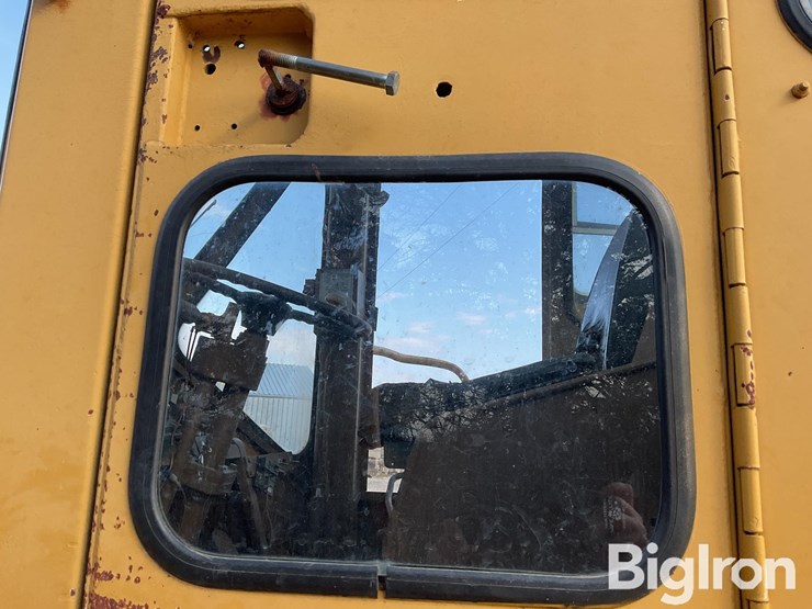 caterpillar-988-image-17