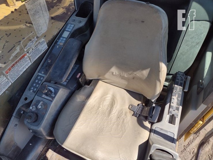 2009-morooka-mst3000vd-image-9