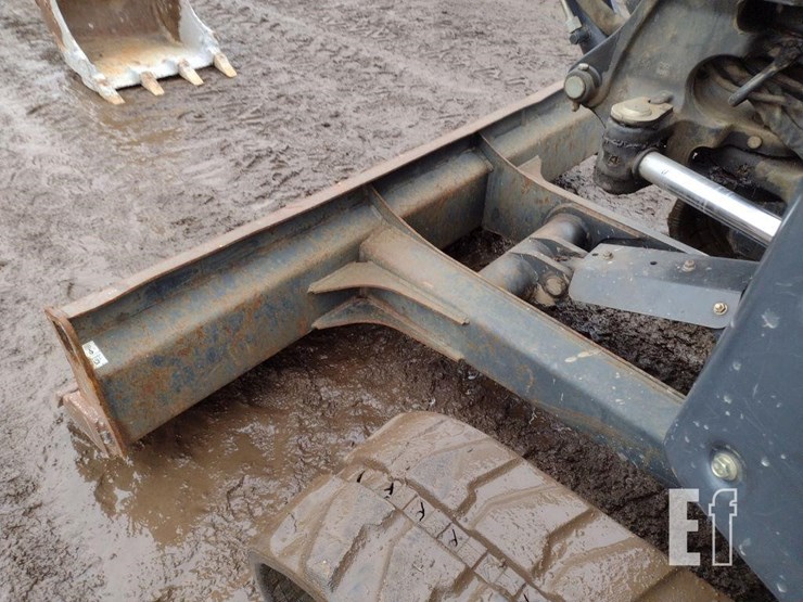 2014-bobcat-e35-image-25