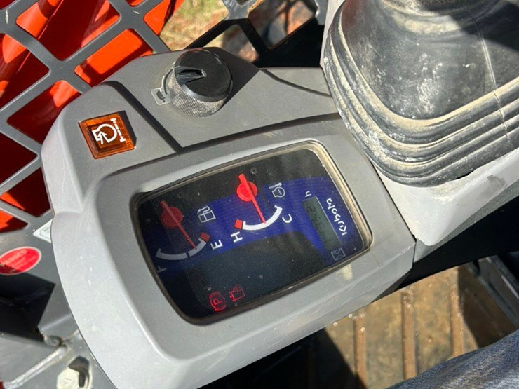 2022-kubota-svl75-2-image-9