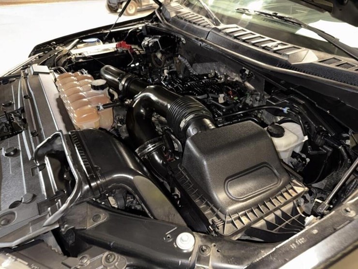 2020-ford-f150-image-15