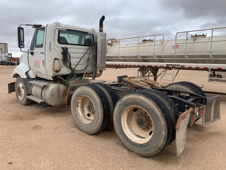 2010-international-prostar-image-3