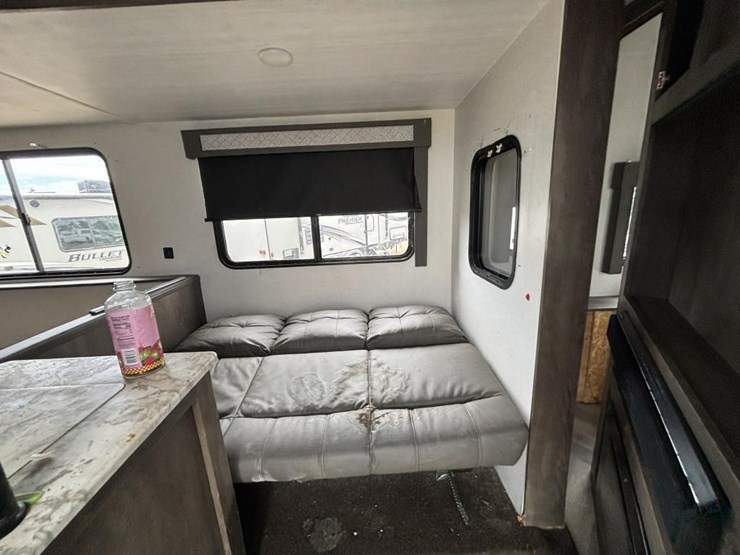 2020-wildwood-wdt26dbud-ca-travel-trailer-image-27