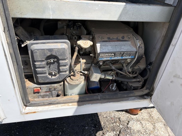 2003-ford-f450-image-13