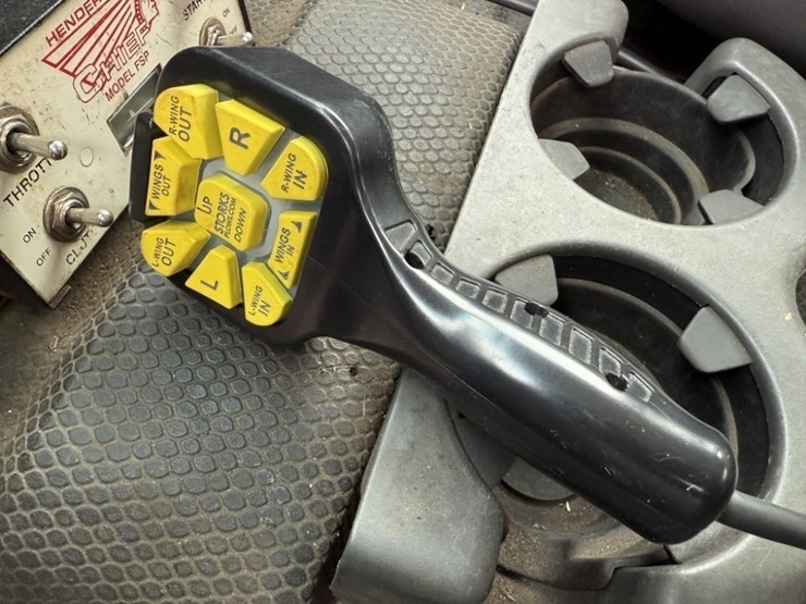 2005-chevrolet-silverado-3500-image-41