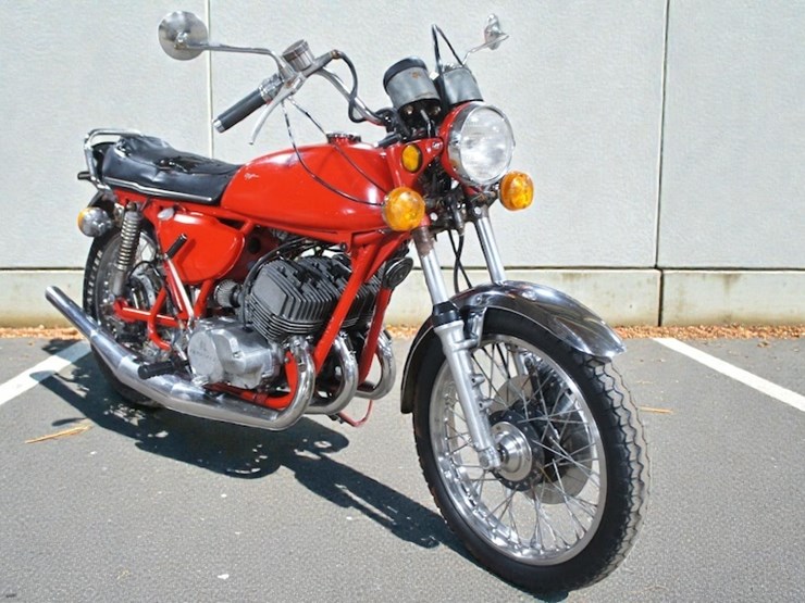1972-kawasaki-h1-triple-motorcycle-image-2
