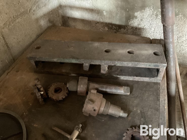 south-bend-model-a-9”-metal-lathe-image-19