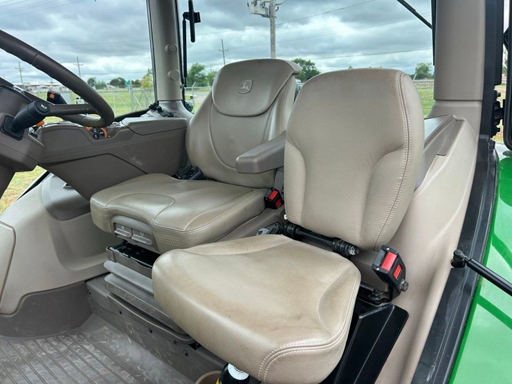 john-deere-cr165-image-31