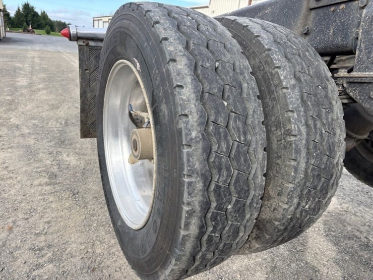 2019-kenworth-t880-image-45