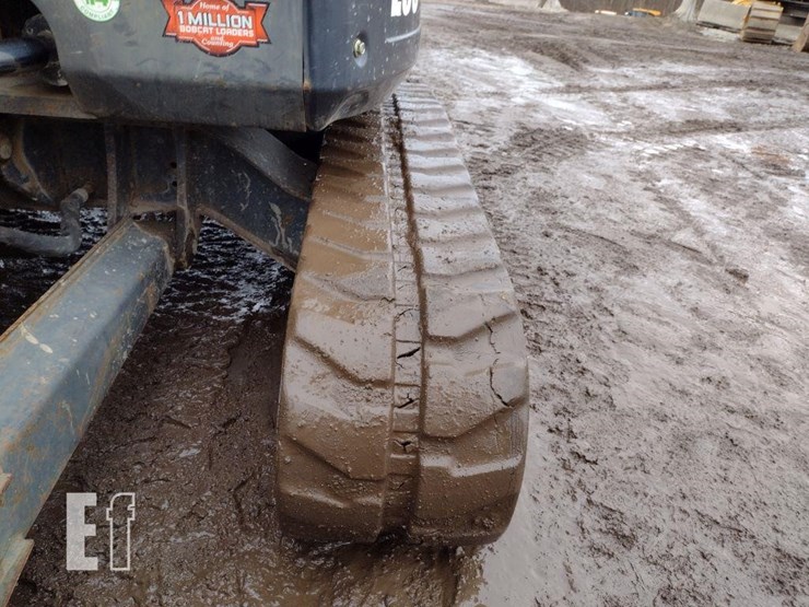 2014-bobcat-e35-image-34